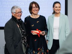 Melanie Fuchs aus Karlsfeld erhält Bayerische Auszeichnung „Weißer Engel“ für herausragendes ehrenamtliches Engagement