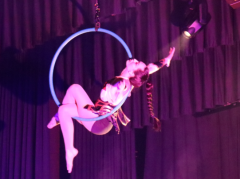 „Circus of Fantasy's L.O.V.E. Revolution“ im Bürgerhaus